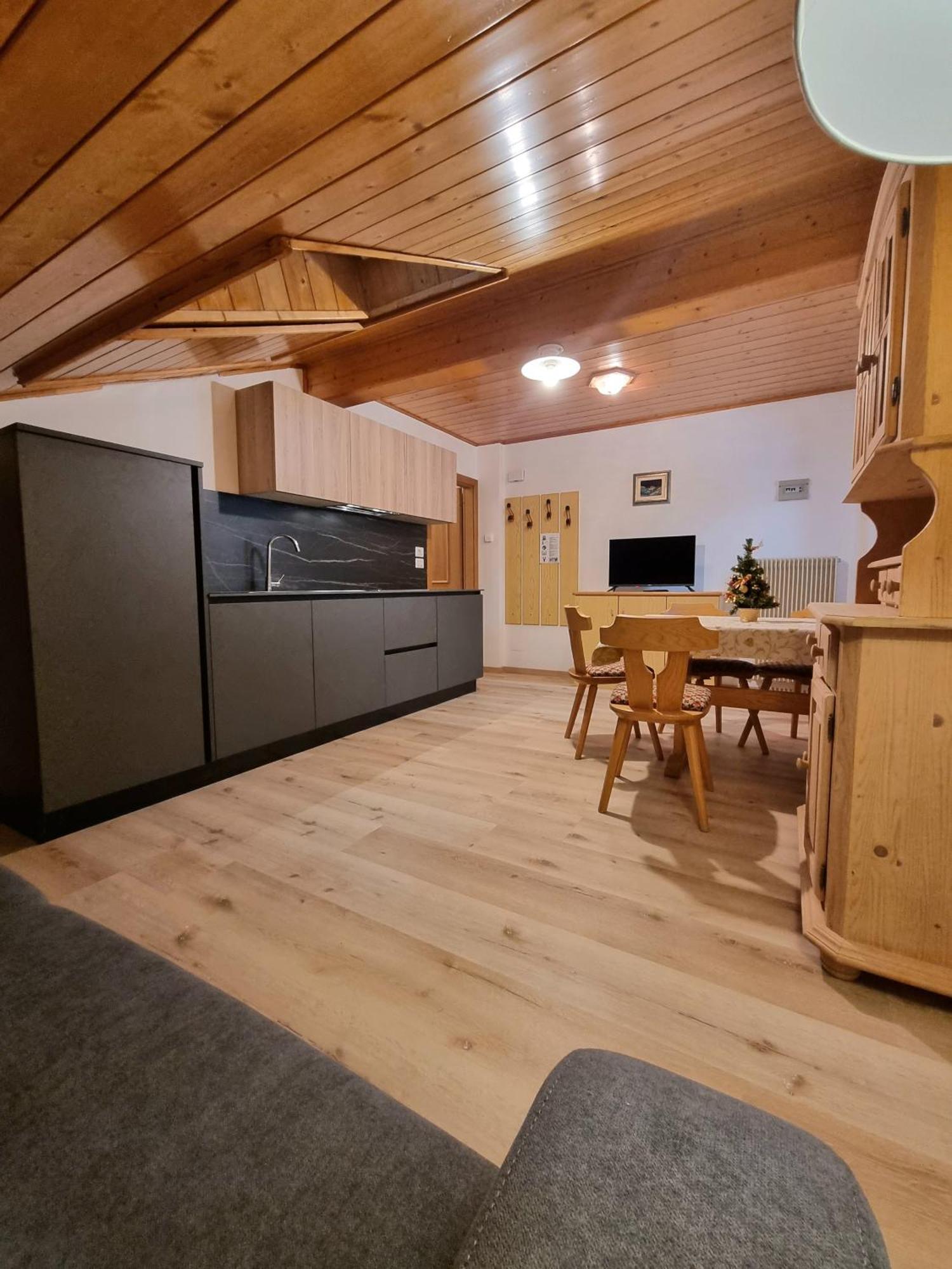 Cesa Elena Apartman Canazei Kültér fotó